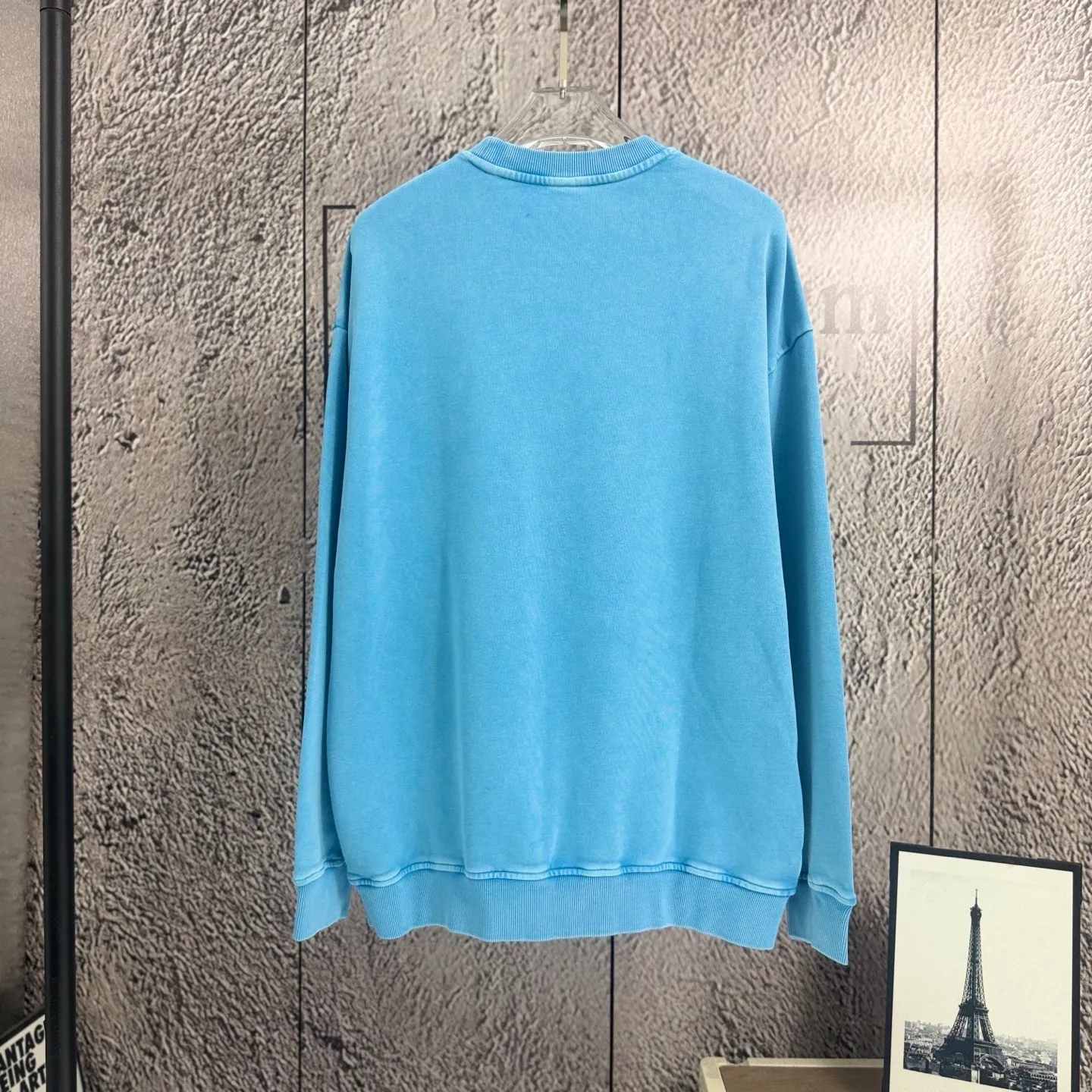 "𝙉𝙚𝙬⚜️Valentino" 2026* Autumn and Winter New Arrival long-sleeved sweatshirt for men and women Same Style 100% cotton 360g distressed fried snowflakes, foam print Size: S M L XL XXL Color: Pink Rock Gray Gray Light Blue